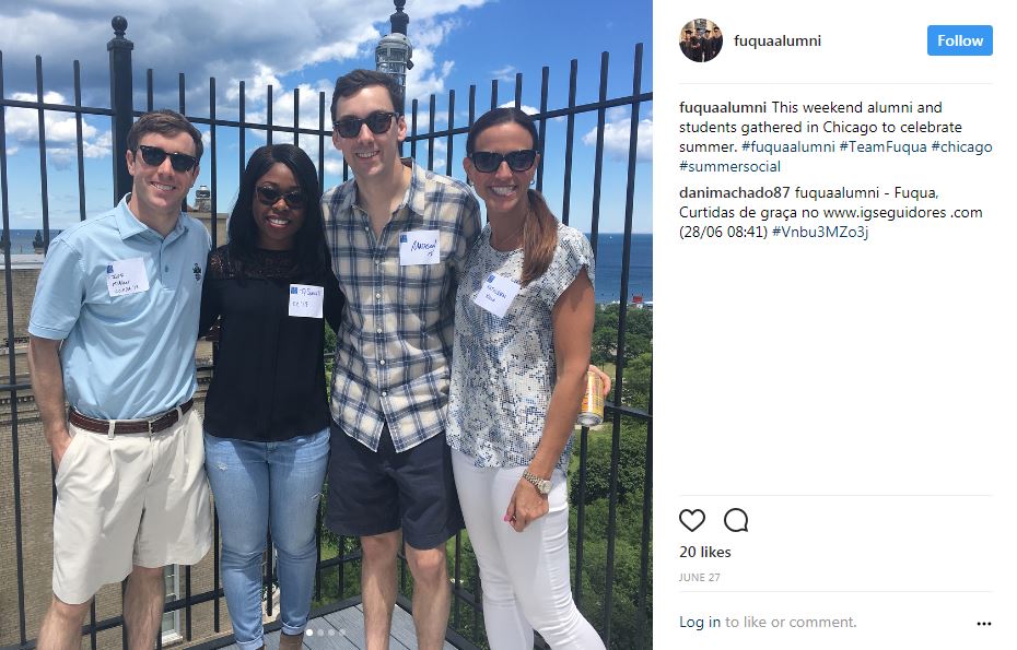 Fuqua connects at a Chicago summer social hosted by alumni volunteer Rob Khoury MBA '97